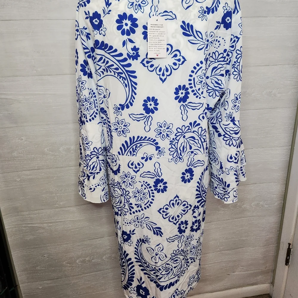 Dress - Picture 8 of 9